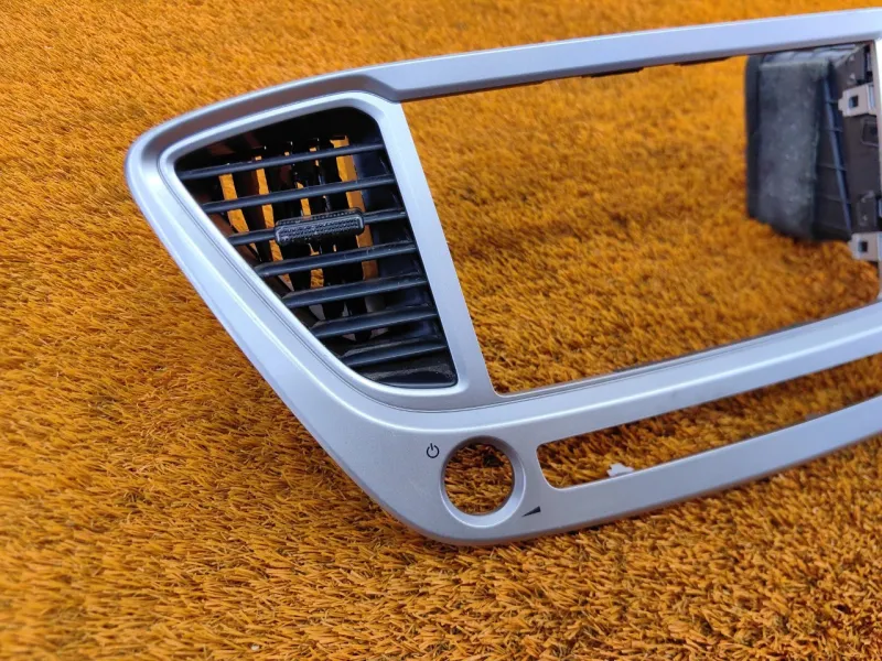 Рамка магнитолы