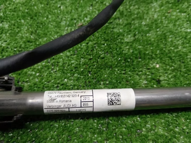 Пиропатрон петли капота Audi A5 2019 8W6823823 2 CYR