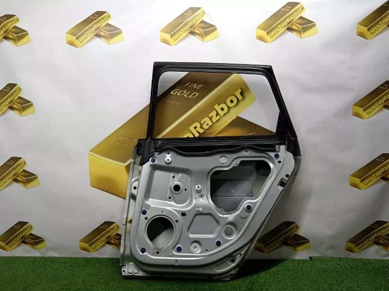 Дверь Audi A3 2005 8P4833052A 8P, задняя правая