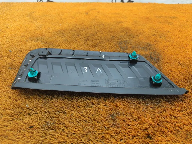 Накладка крыла