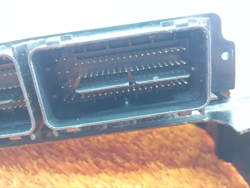 Блок управления двигателем