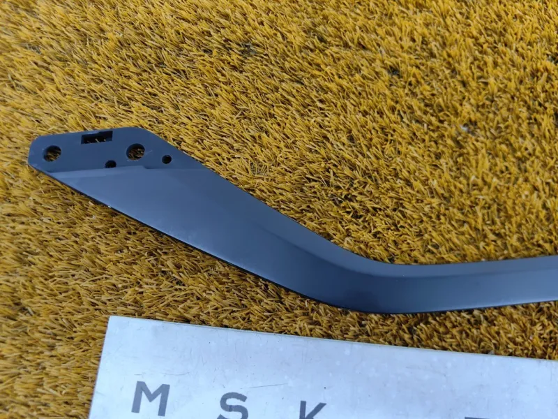 Кронштейн консоли