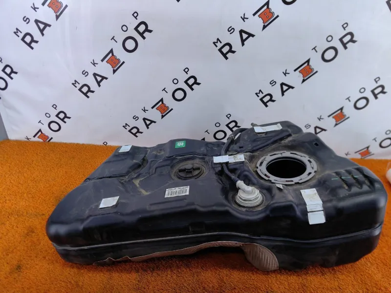 Бак топливный