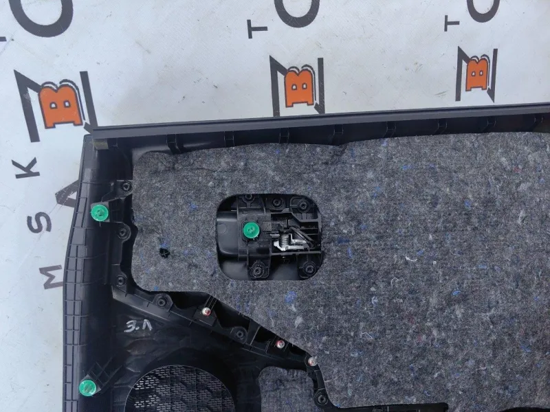 Обшивка двери