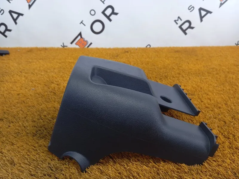 Кожух рулевой колонки