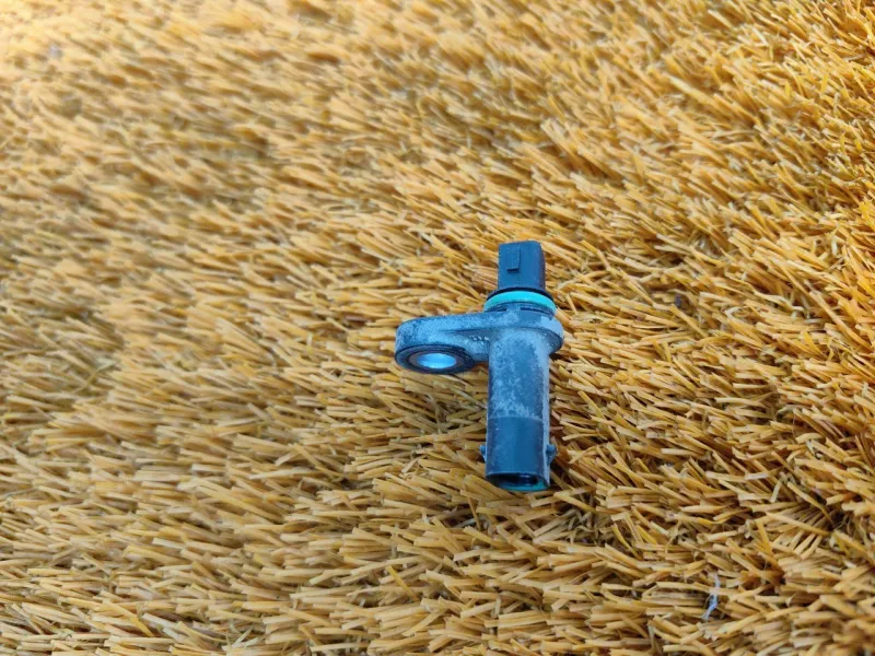 Датчик положения распредвала