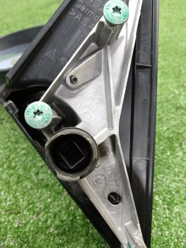 Зеркало боковое