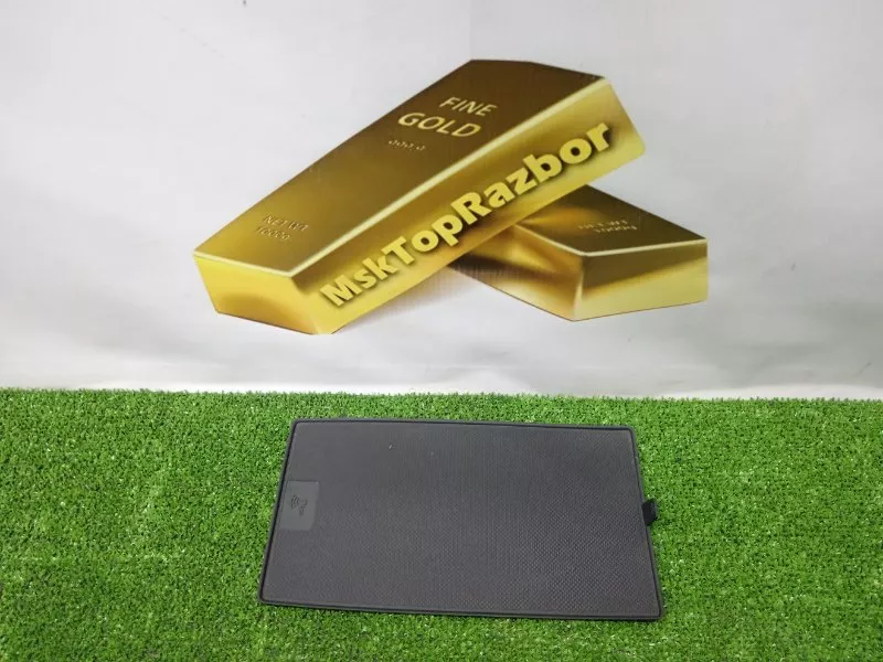 Накладка под торпедо