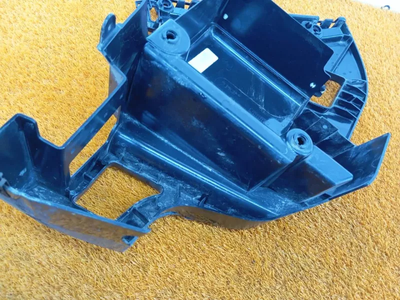 Крепление бампера