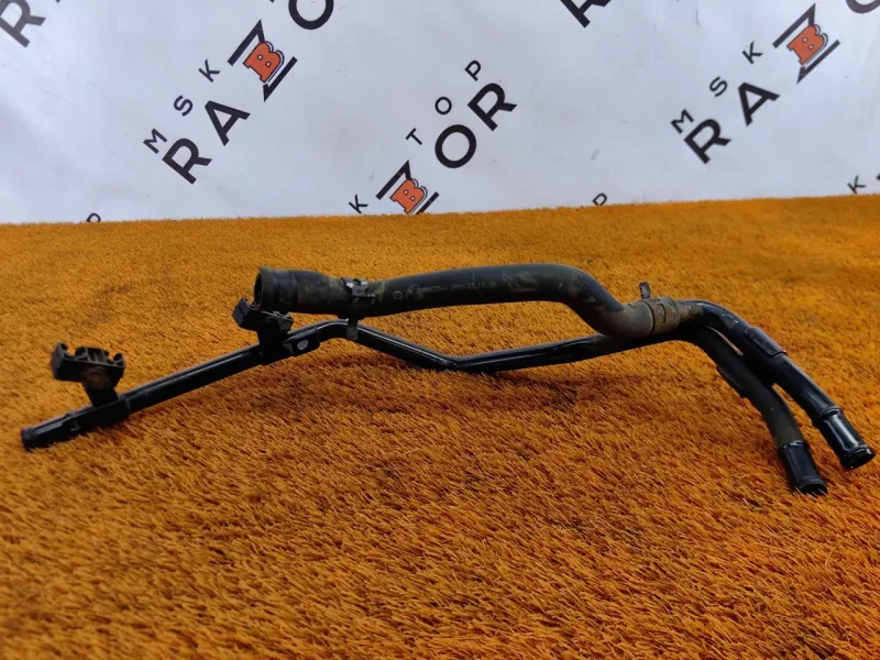 Трубка системы охлаждения