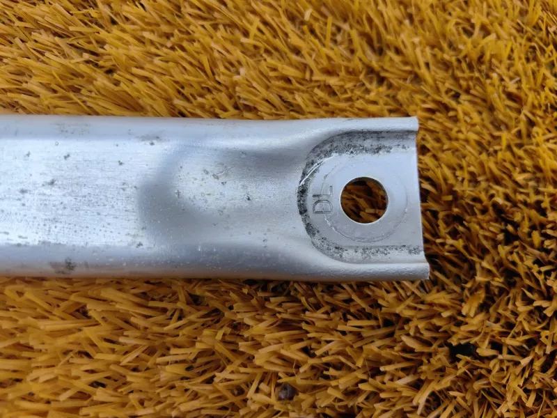 Распорка стоек