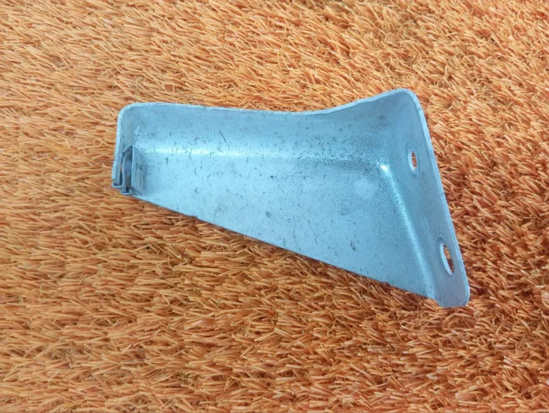 Кронштейн бампера