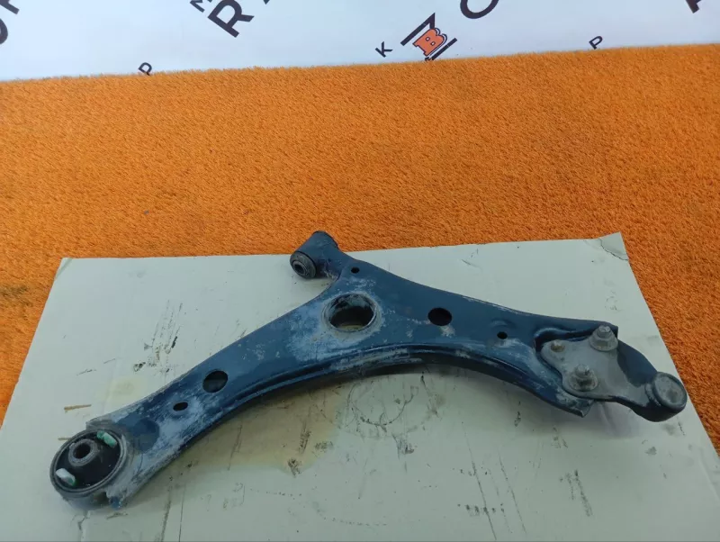 Рычаг подвески