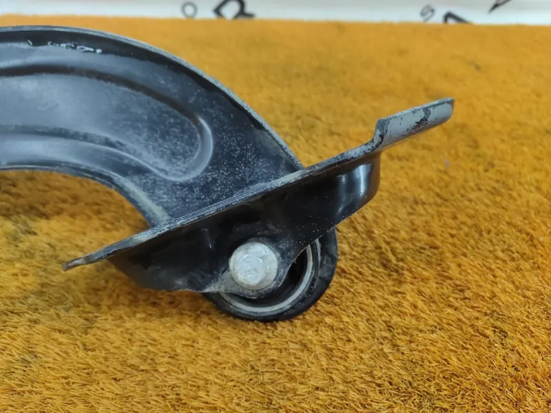 Рычаг подвески