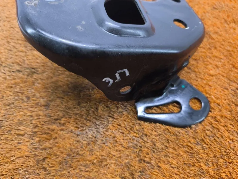 Кронштейн балки