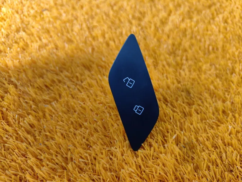 Кнопка центрального замка