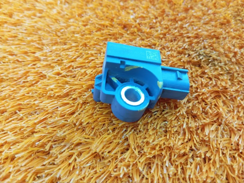 Датчик подушки безопасности