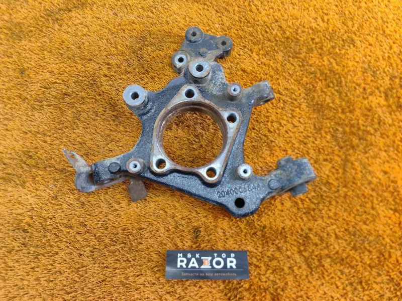 Кулак поворотный