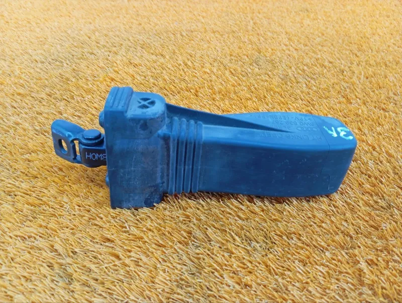 Ограничитель двери