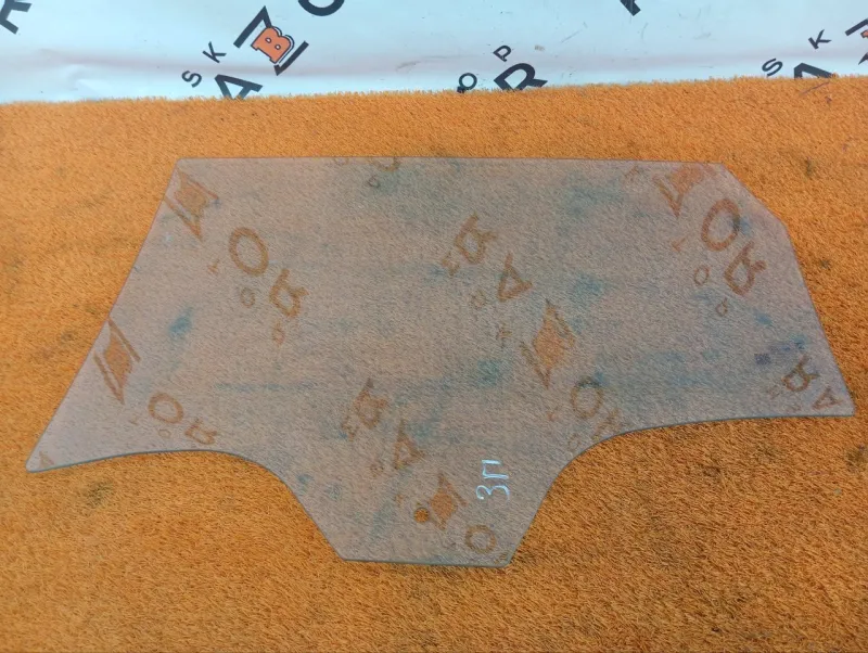 Стекло двери