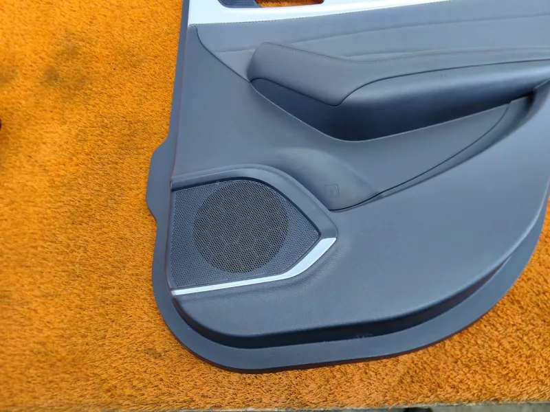 Обшивка двери