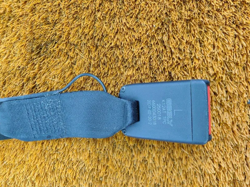 Ответная часть ремня безопасности