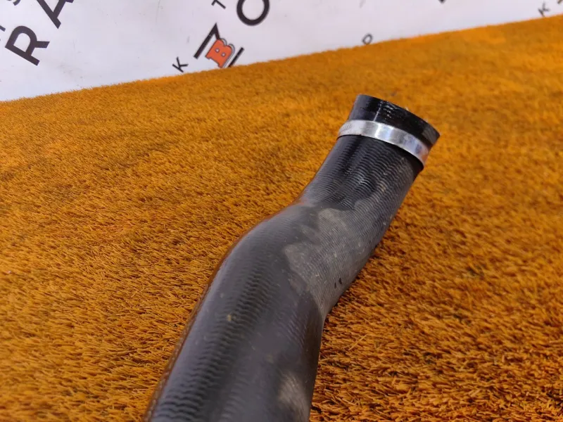 Патрубок воздушного фильтра