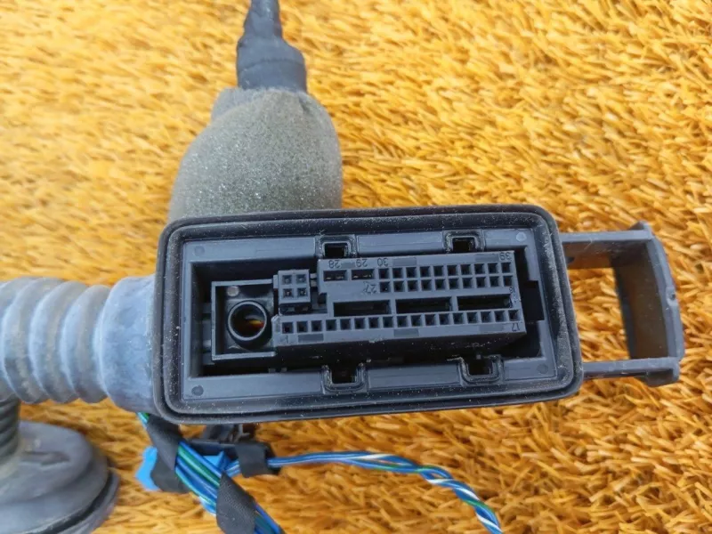 Проводка двери