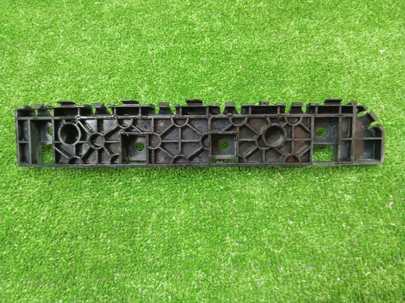 Крепление бампера