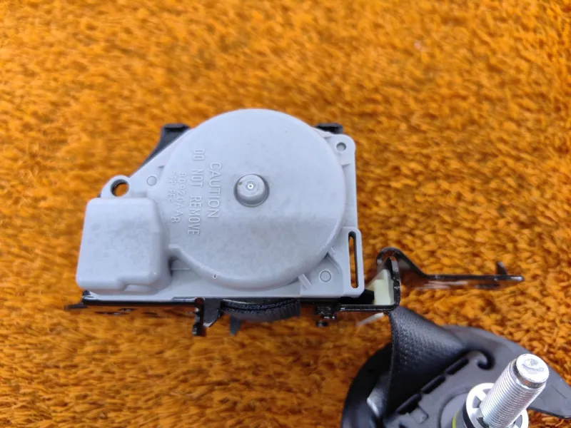 Ремень безопасности