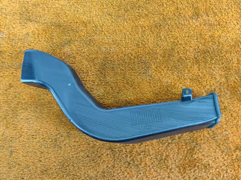 Воздуховод салона