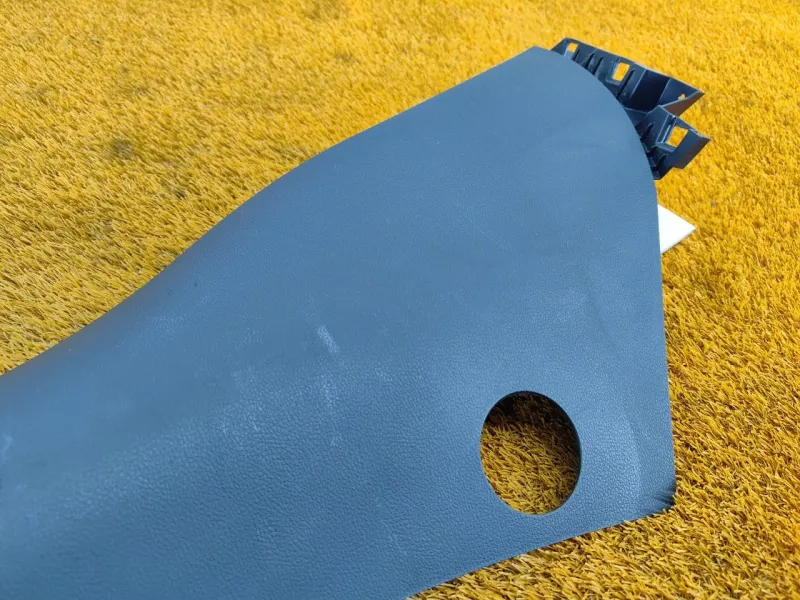 Накладка на стойку кузова