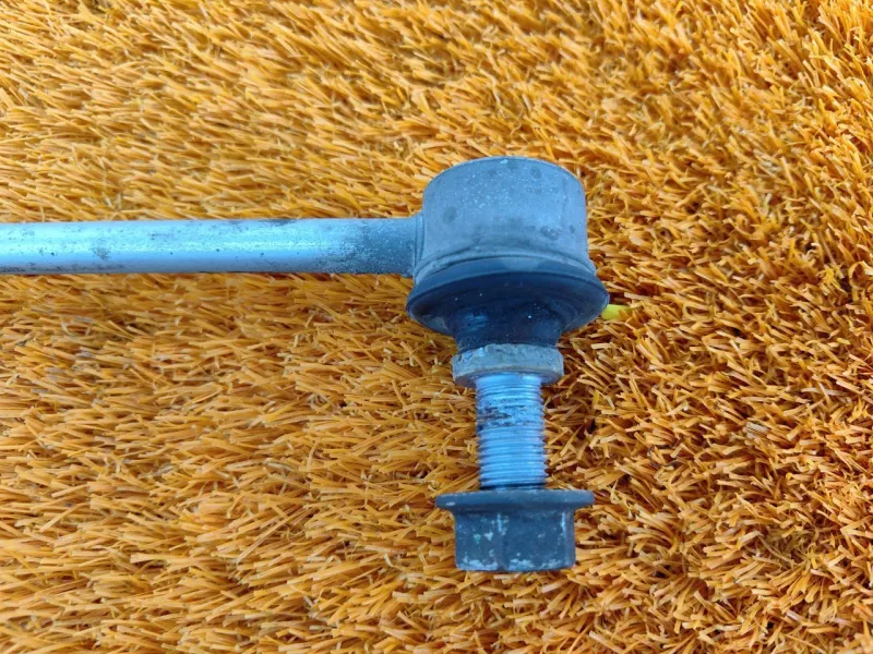 Стойка стабилизатора