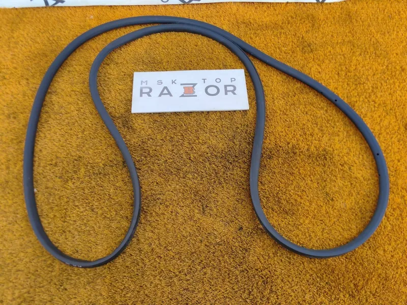 Уплотнитель двери