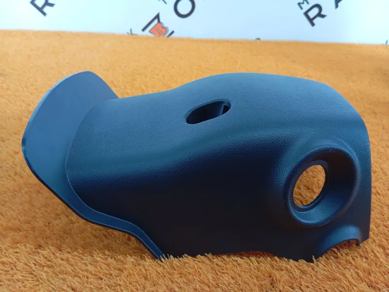 Кожух рулевой колонки