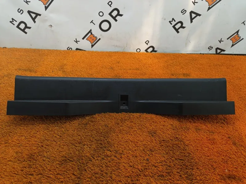 Накладка замка багажника