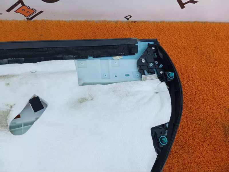 Обшивка двери