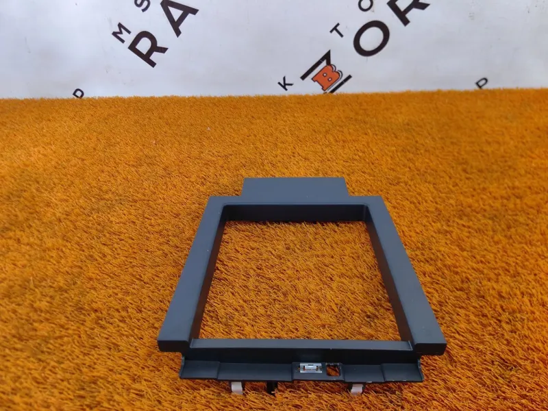 Накладка подлокотника