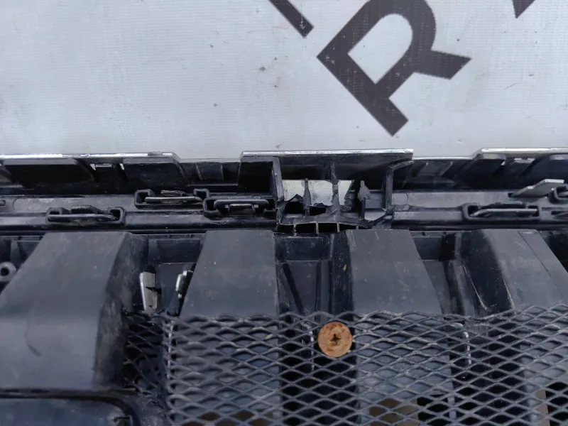 Решетка радиатора