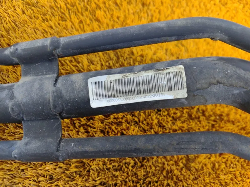 Горловина топливного бака