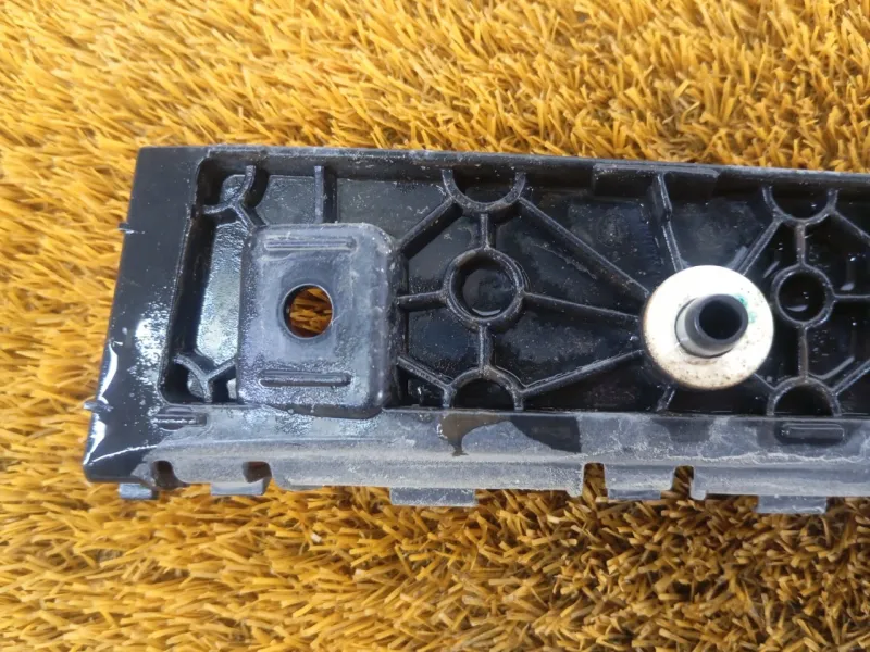 Крепление бампера