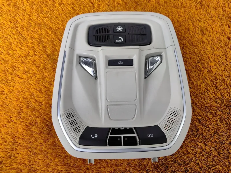 Плафон салона