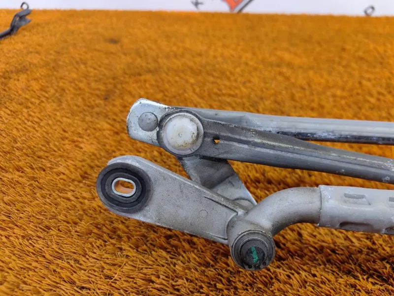 Трапеция дворников