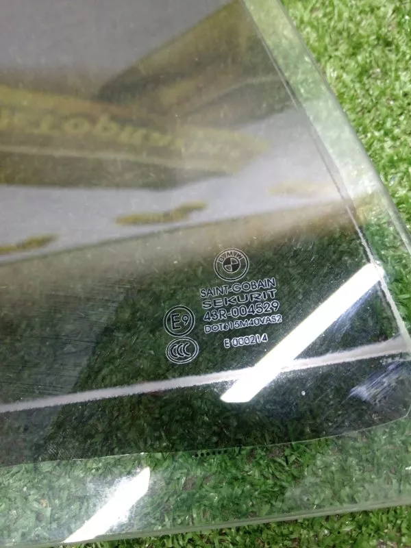 Стекло двери BMW X5 2007 51357137024 E70, заднее правое