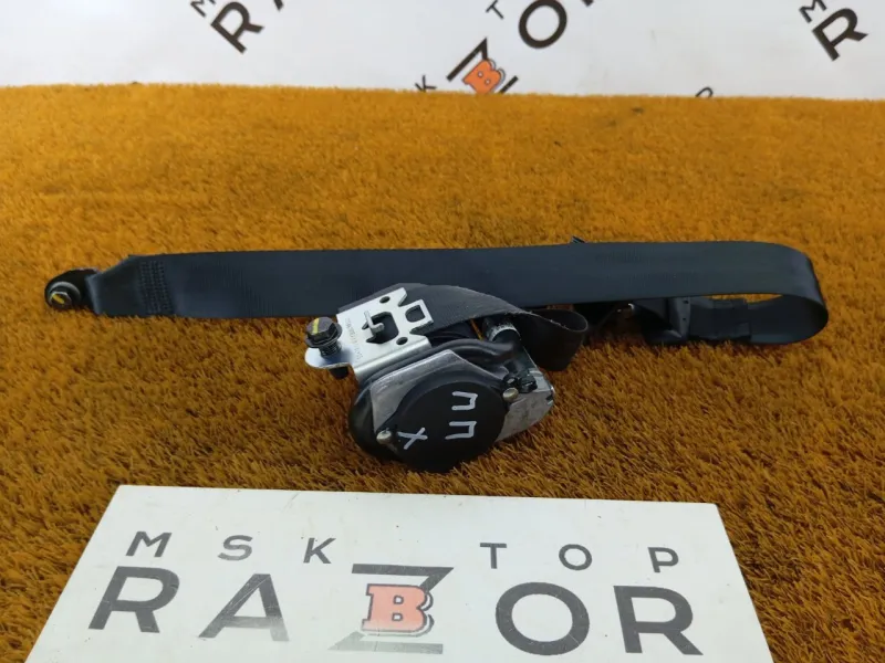 Ремень безопасности