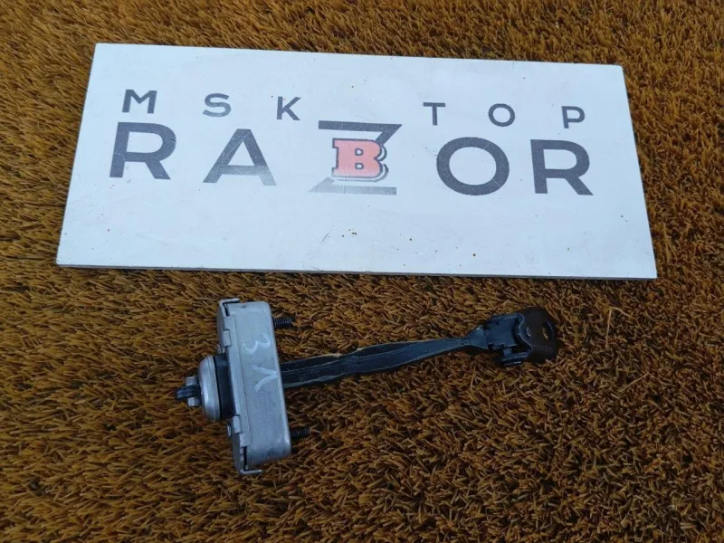 Ограничитель двери