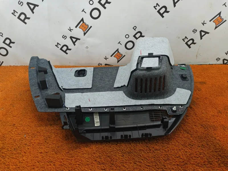 Обшивка багажника