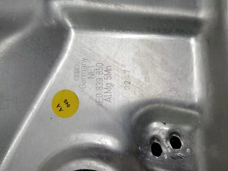 Панель двери