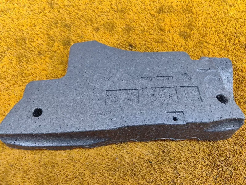 Уплотнитель проема двери