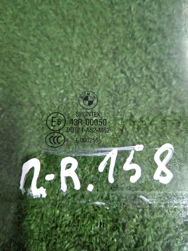 Стекло двери BMW 5-Series 2006 51337110634 E60, переднее правое